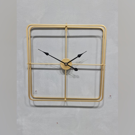 שעון - מרובע זהב - קוטר 60