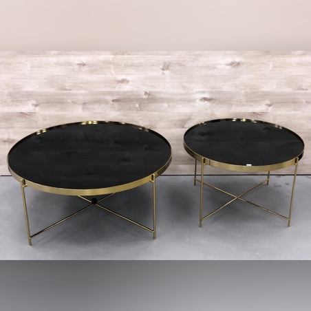 זוג שולחנות בציפוי זהב