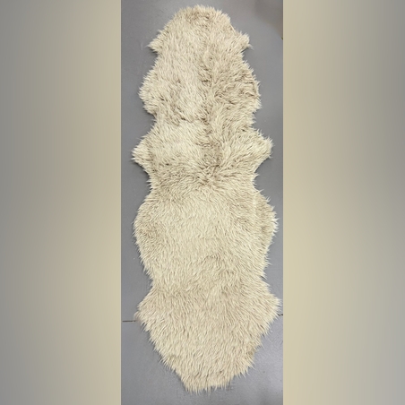 - שטיחי שאגי פרוותיים בצבע ב'ז