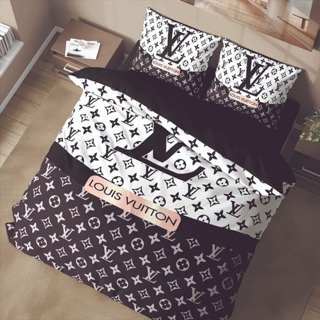 -                                                                                                                                                                                                                               - דגם המותג 7