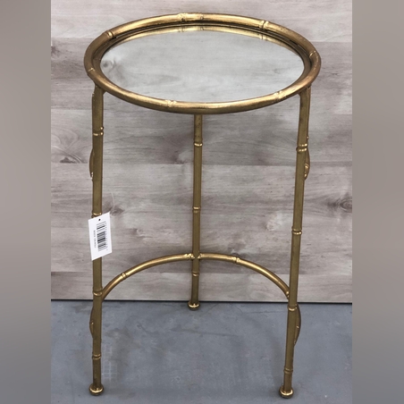 שולחן במבו קטן