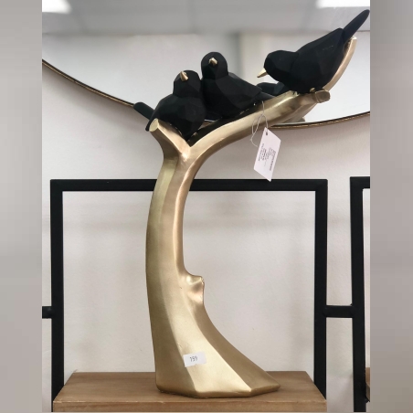 שלישית ציפורים על ענף