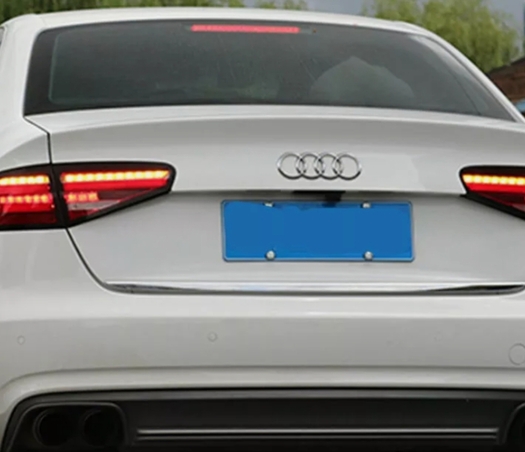 AUDI 4 אח