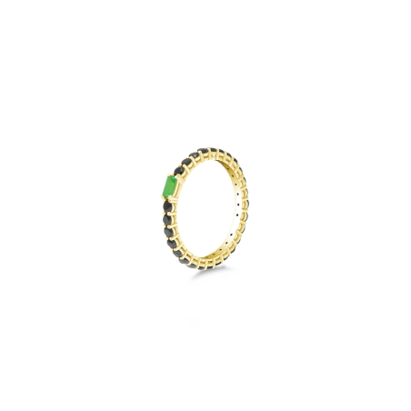 Lili | טבעת איטרניטי יהלומים שחורים ואמרלד