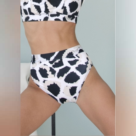Shorts NIKA neaty
