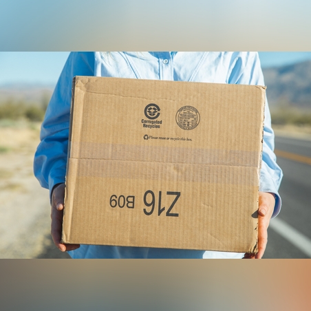 שליח עד הבית משלוח מהיר 