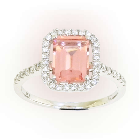 טבעת זהב לבן מלבנית משובצת יהלומים ומורגנייט