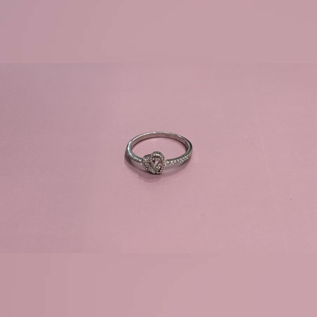 טבעת כסף 925 לב נטוי משובץ זרקונים