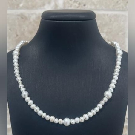 שרשרת ציפוי זהב פנינים קטנות בשילוב 7 פנינים בינוניות