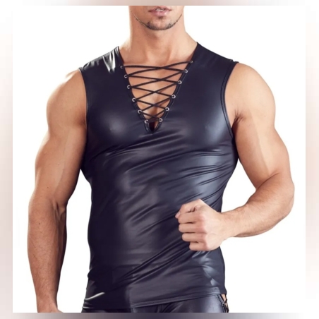 חולצת גבר צמודה דמוי עור מבריק