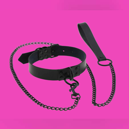קולר צר שחור עם רצועה ממתכת שחורה