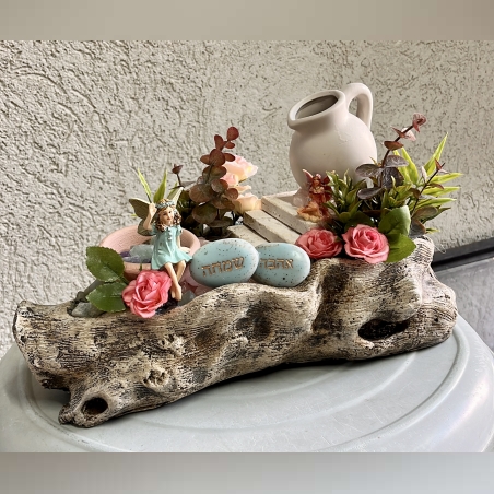 מזרקת קריסטל דמוי גזע בשילוב מדרגות ותאורה