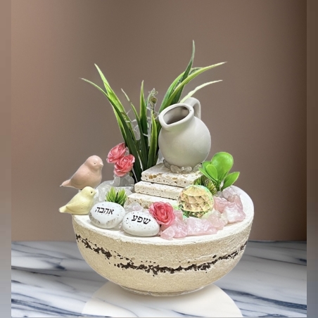 מזרקה בינונית עם מפל מים מדרגות