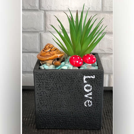 עציץ קריסטל LOVE