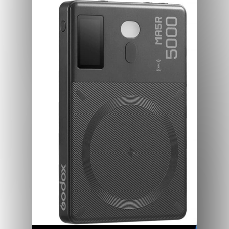 Godox MA5R פנס RGB קומפקטי עם טעינה אלחוטית MagSafe לסמארטפון – שחור