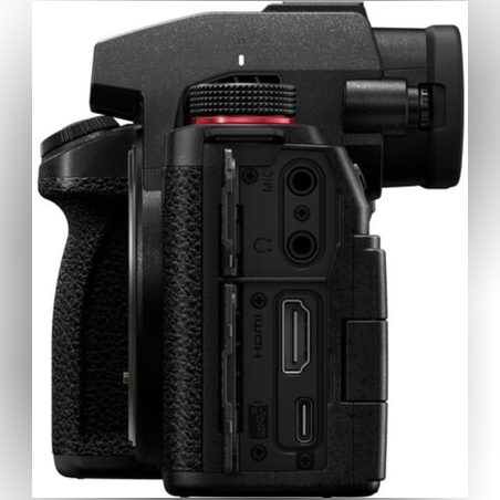 גוף מצלמה Panasonic Lumix S9