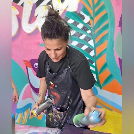 גל יוצרת רב תחומית מתל אביב