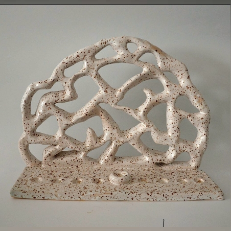 חנוכיית קרמיקה דגם אלמוג