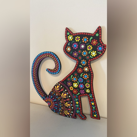 מנדלת החתול 2- אקריל על עץ בעבודת יד