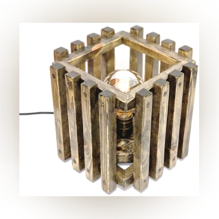 מנורת שולחן בסגנון כפרי בעבודת יד