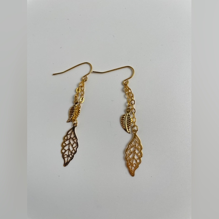 עגילים תלויים בציפוי זהב איכותי