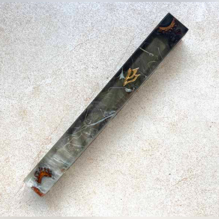 בית מזוזה ארוכה