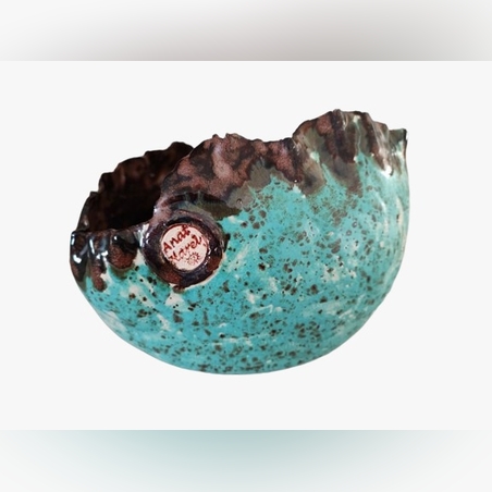 קערית נוי אובאלית מחימר בצבע טורקיז חום