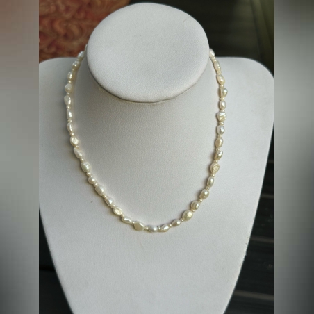 שרשרת פנינים קלאסית דקה ועדינה