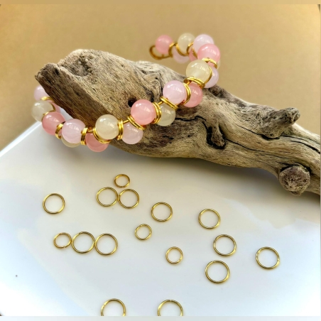 צמיד חרוזי זכוכית ורדרדים