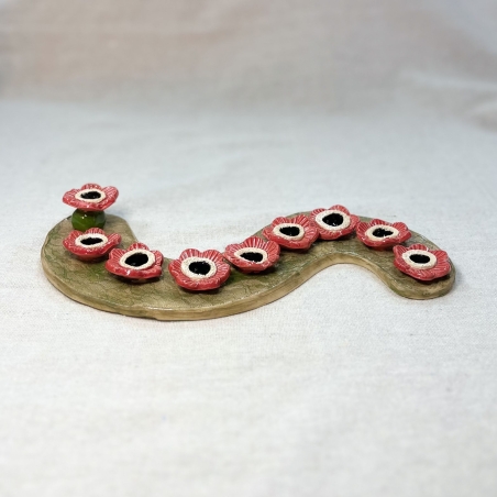 חנוכיית כלניות גלית מקרמיקה