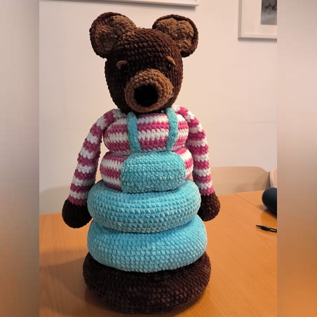 בובה דוב צמיגים סרוגה בעבודת יד ניתן לפירוק והרכבה