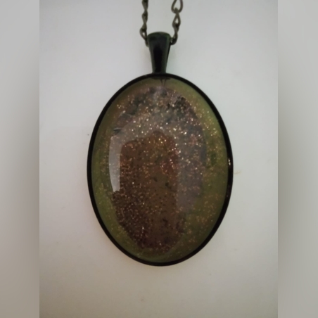 עדליון מתכת וזכוכית אובלי  זכוכית חום וירוק זית