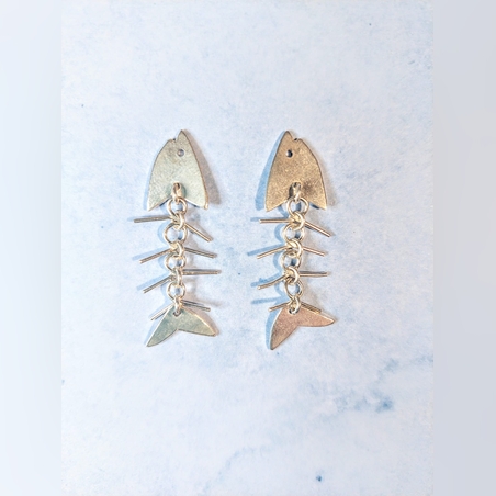 עגילי אדרת דג צמודים ארוכים