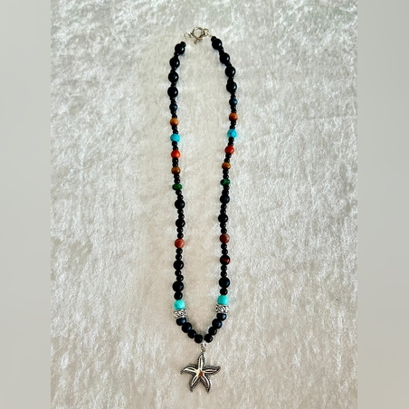 שרשרת יוניסקס חרוזים ותליון כוכב ים