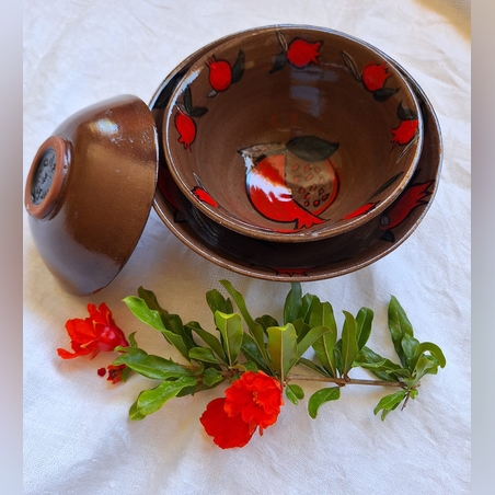 3 קערות רימונים בעבודת אובניים