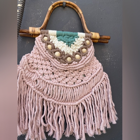 תיק יד מקרמה