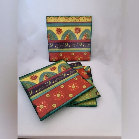 סט 4 תחתיות לכוסות מעץ מעוצבות בדקופאז'- מרוקו