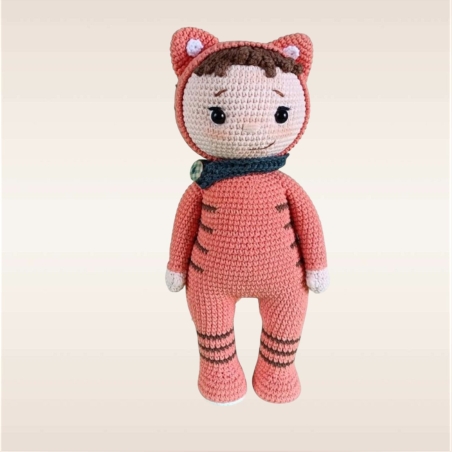 בובת סרוגה ילד בתחפושת נמר