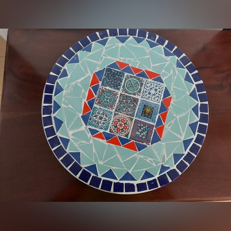 תחתית מסתובבת lazy suzy מפסיפס בגווני כחול וירוק