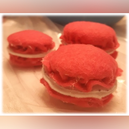 מקרונים ­ מגנטים