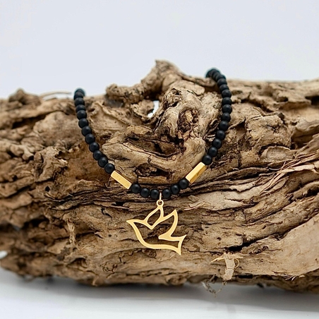 שרשרת שירי- מחרוזי אוניקס שחור ותליון ציפוי זהב