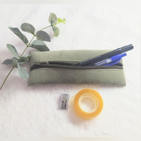 נרתיק מבד ריפוד דוחה כתמים בעבודת יד