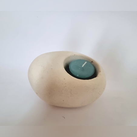 כלי לנר בצורת ביצה מבטון