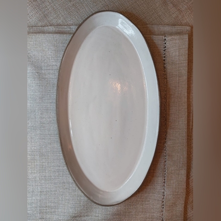 פלטת הגשה אובלית לבנה מבריקה