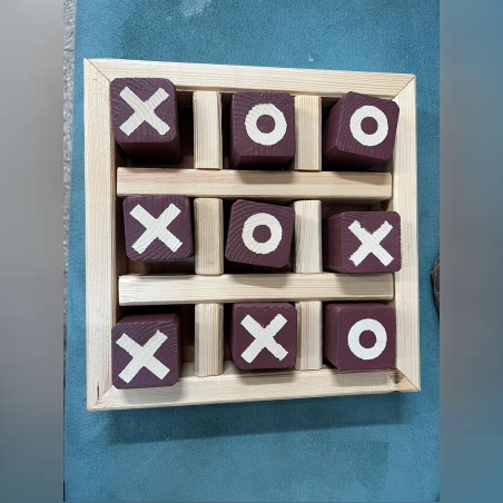 קוביות משחק איקס עיגול בעבודת יד- צבע חציל