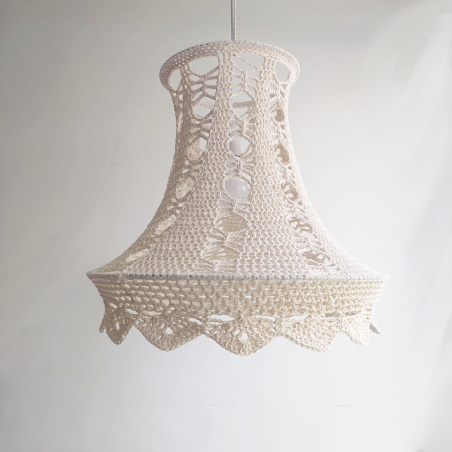 ויקטוריה- גוף תאורה סרוג בעבודת יד