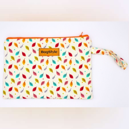 ארנק או תיק קטן לנשיאה על היד Leaves