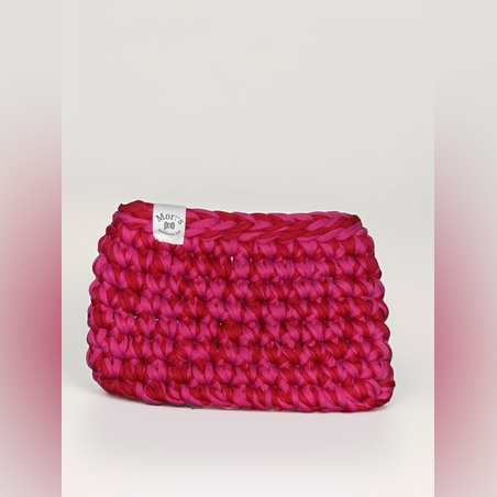 תיק ורוד אדום סרוג