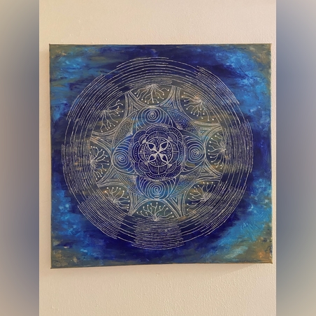 מנדלה מצויירת ביד חופשית ¬צבעי אקריל