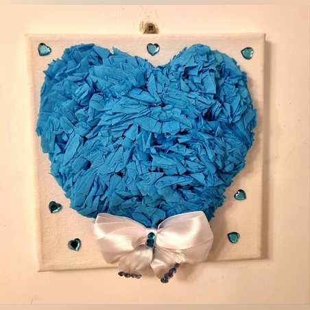 לב כחול מטישו על קנבס בעבודת יד